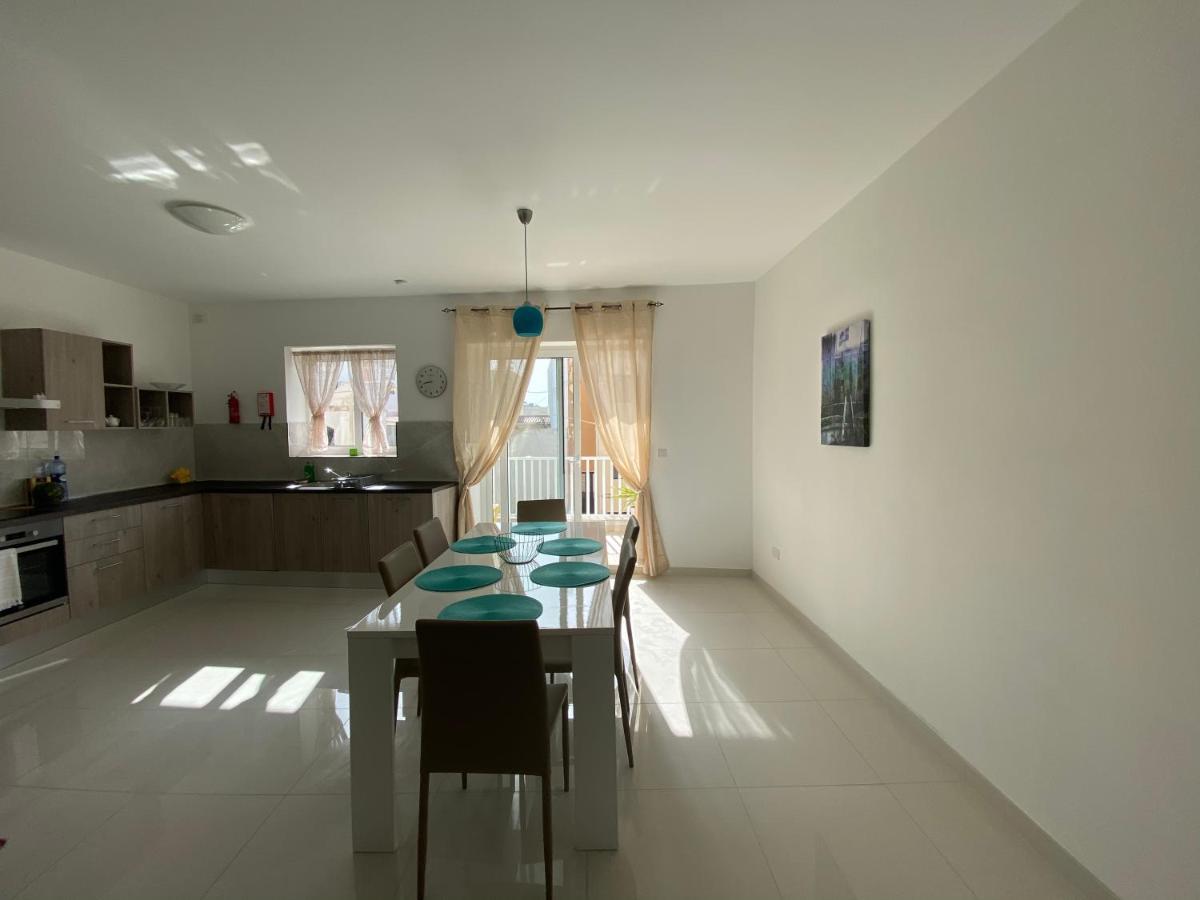 Sunshine Apartments Mellieha - Modern Three Bedroom Apartment - Apt No 2 Esterno foto